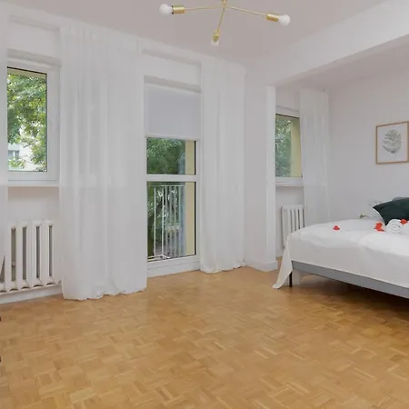 Okinskiego Ochota By Renters *