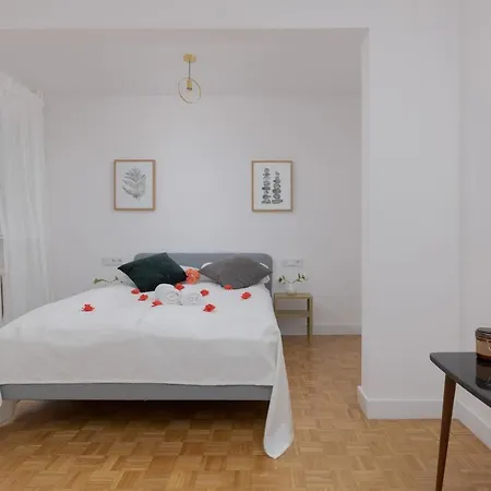 Okinskiego Ochota By Renters Apartment Warsaw
